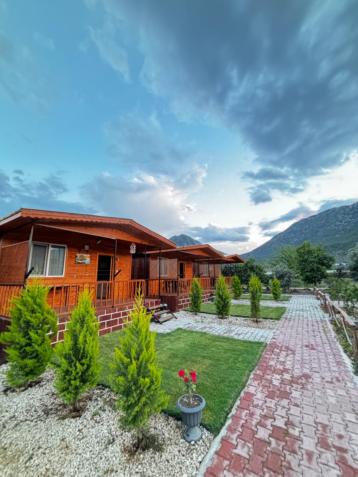 Adrasan Yeşim Apart Evleri